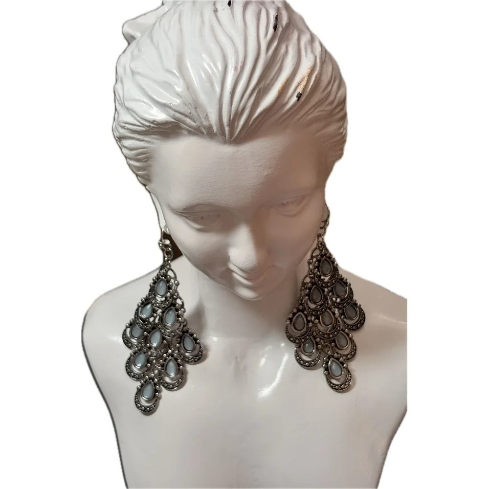 Lucky Brand Silver Tone Blue Teardrop Chandelier Dangle Earrings Boho Statement - Picture 3 of 4